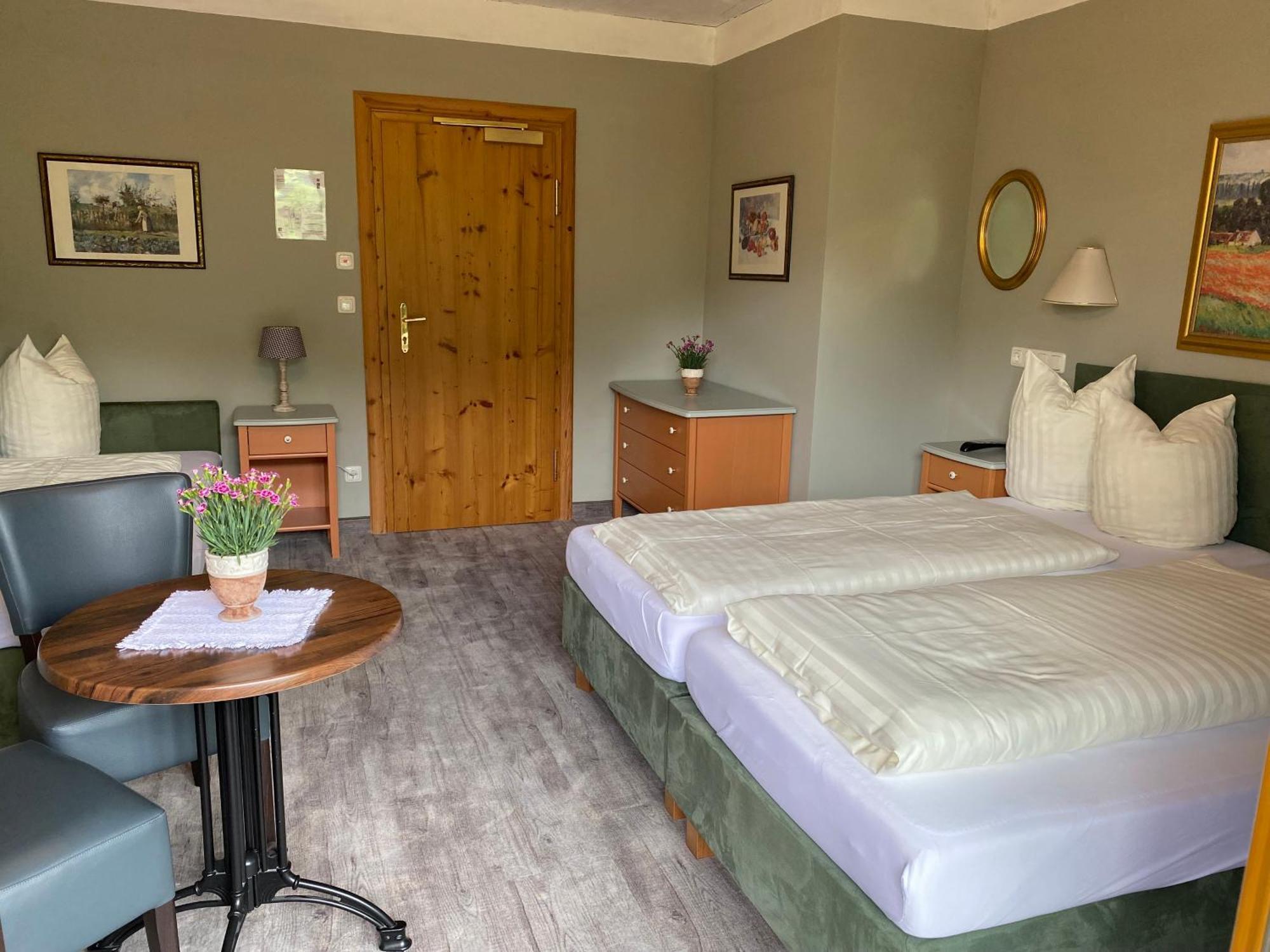 Hotel Edelweiss Kitzbuehel Bagian luar foto