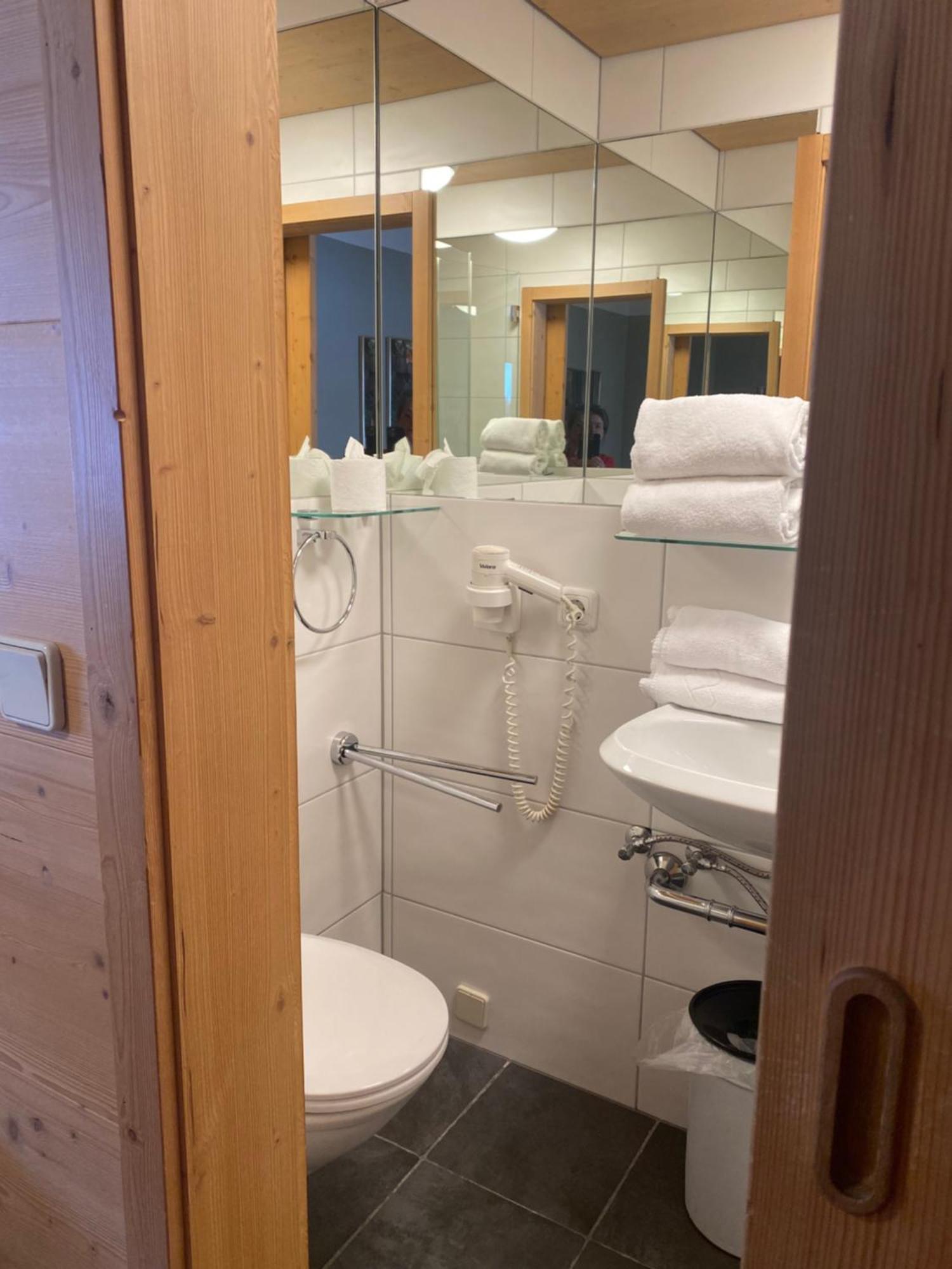 Hotel Edelweiss Kitzbuehel Bagian luar foto