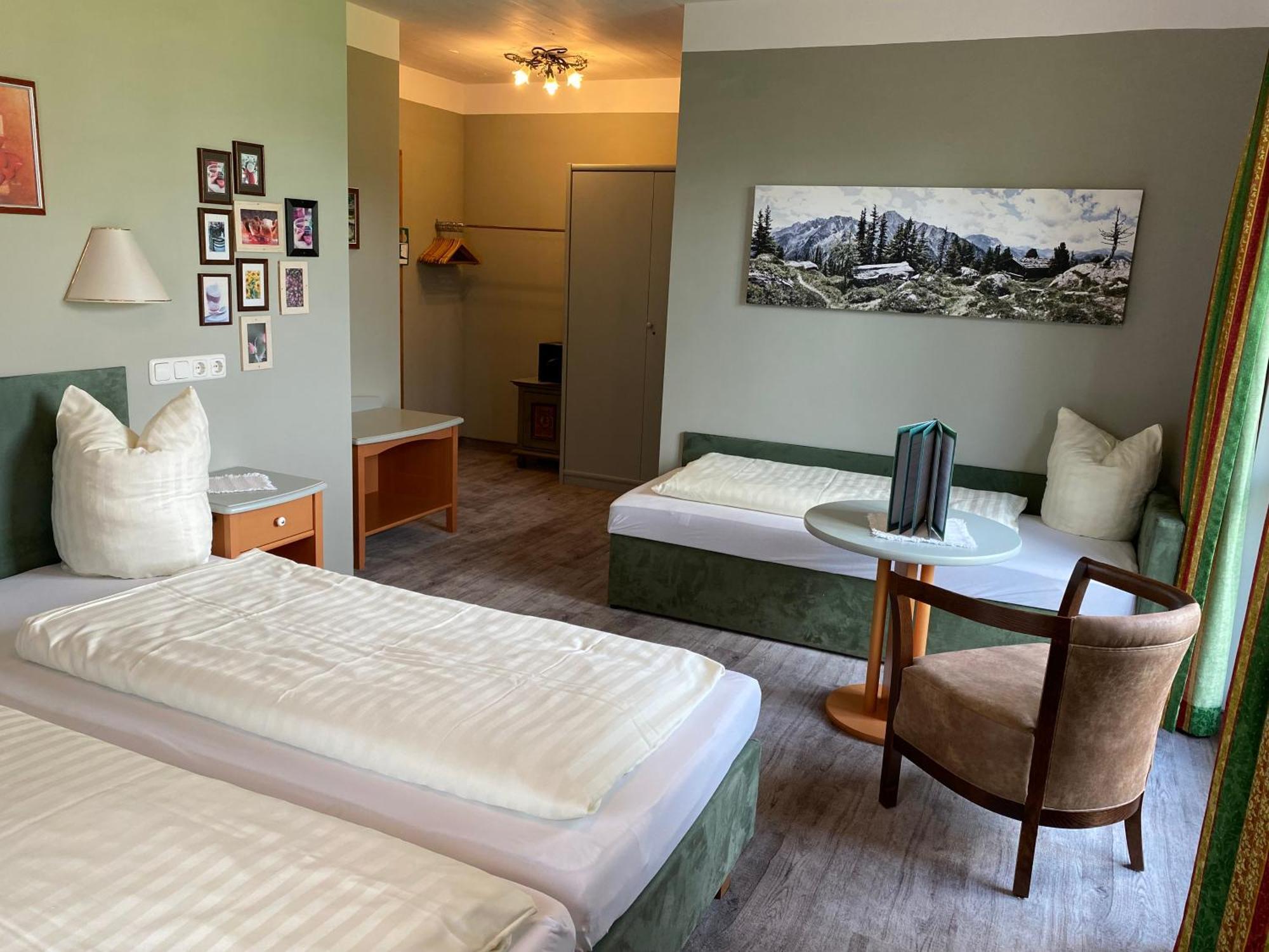 Hotel Edelweiss Kitzbuehel Bagian luar foto